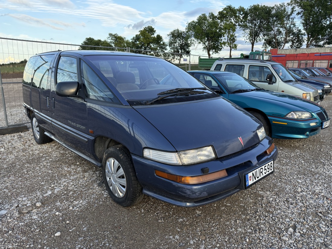 Pontiac Trans Sport